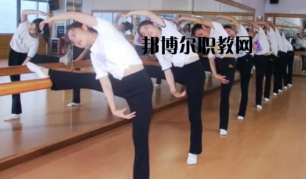 武威遠(yuǎn)博技工學(xué)校2020年學(xué)費、收費多少