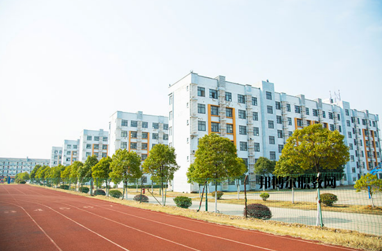 南昌運輸職業(yè)技術(shù)學(xué)校怎么樣、好不好