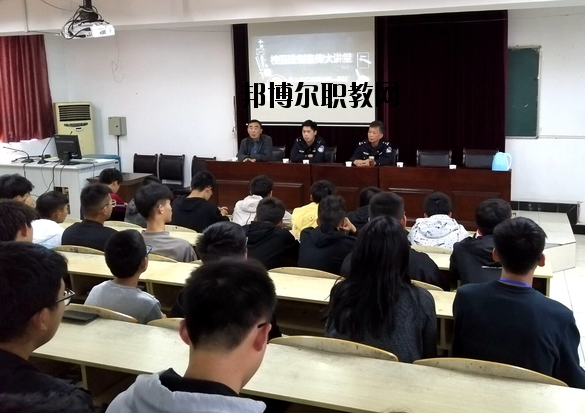 蘇州托普信息職業(yè)技術(shù)學(xué)院怎么樣、好不好