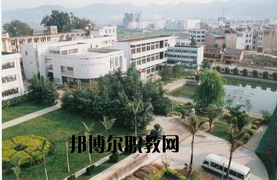 文山三鑫中等職業(yè)技術(shù)學校2020年報名條件、招生要求、招生對象