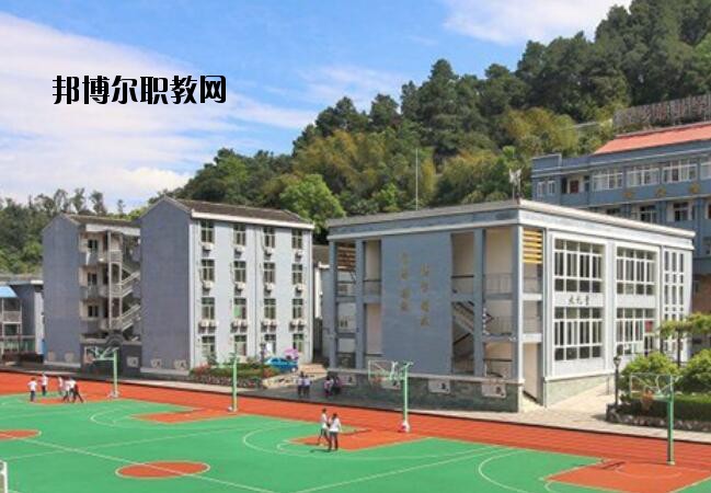 蒼南縣金鄉(xiāng)職業(yè)學(xué)校2020年報(bào)名條件、招生要求、招生對象