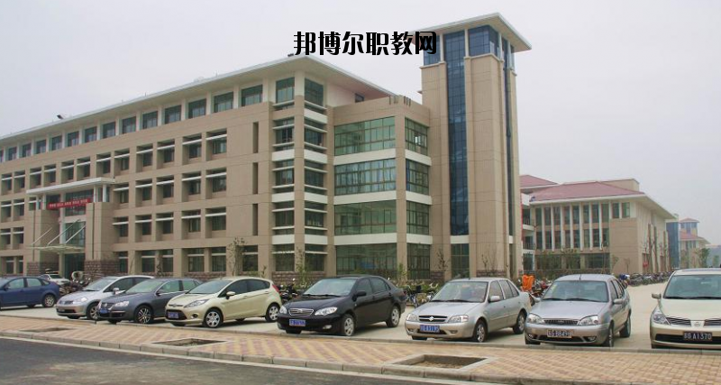 連云港師范高等?？茖W(xué)校2020年報(bào)名條件、招生要求、招生對(duì)象