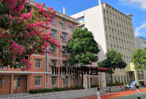 廣東工業(yè)貿(mào)易職業(yè)技術(shù)學(xué)校怎么樣、好不好