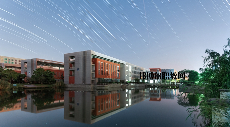 南京航空航天大學(xué)2020年報(bào)名條件、招生要求、招生對(duì)象