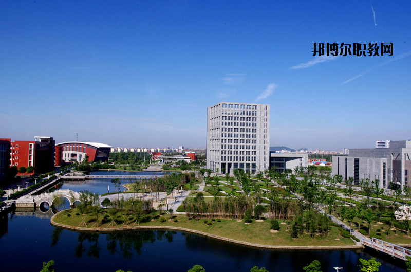 南通航運職業(yè)技術(shù)學(xué)院2020年報名條件、招生要求、招生對象