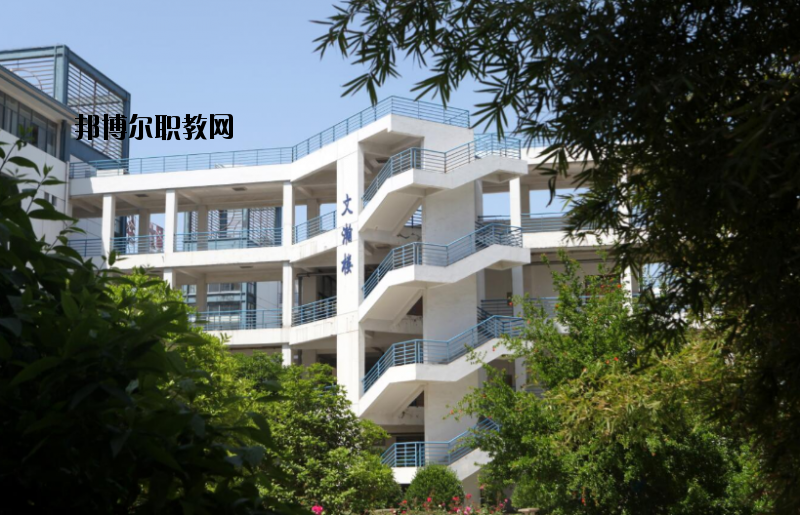 江蘇財(cái)經(jīng)職業(yè)技術(shù)學(xué)院2020年報(bào)名條件、招生要求、招生對(duì)象