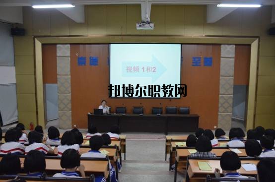崇義職業(yè)中等專業(yè)學(xué)校2020年報(bào)名條件、招生要求、招生對(duì)象 