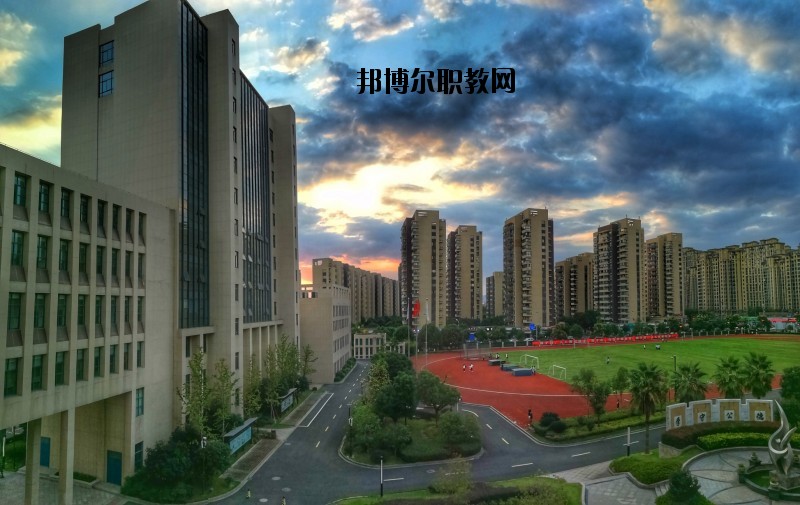 余杭區(qū)塘棲職業(yè)學(xué)校2020年報名條件、招生要求、招生對象