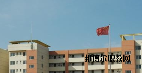 承德華中管理中專學(xué)校2020年報(bào)名條件、招生要求、招生對(duì)象 