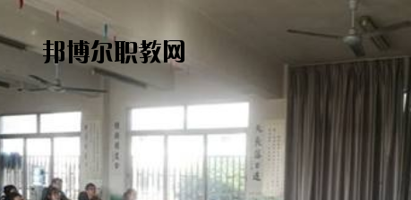 秦皇島燕成中等專業(yè)學(xué)校2020年報(bào)名條件、招生要求、招生對(duì)象 