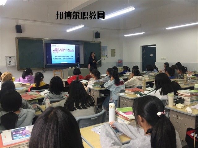 江西景德鎮(zhèn)機電工程學校2020年報名條件、招生要求、招生對象 