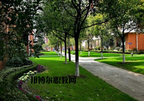 京山衛(wèi)生學(xué)校怎么樣、好不好