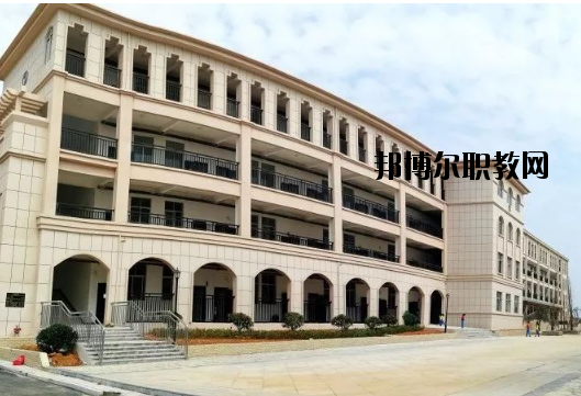 德安中等職業(yè)技術(shù)學(xué)校2020年報(bào)名條件、招生要求、招生對(duì)象
