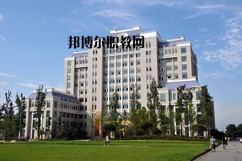 南充通信運(yùn)輸職業(yè)學(xué)校2020年報(bào)名條件、招生要求、招生對(duì)象