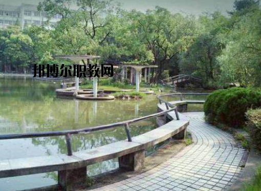 南昌經(jīng)濟(jì)管理學(xué)校2020年報(bào)名條件、招生要求、招生對(duì)象
