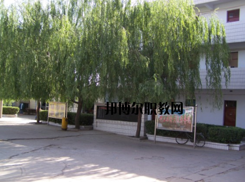 鄭州理工中等專業(yè)學校2021年招生辦聯系電話
