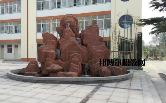 新鄉(xiāng)牧野區(qū)職業(yè)教育中心2021年報(bào)名條件、招生要求、招生對(duì)象