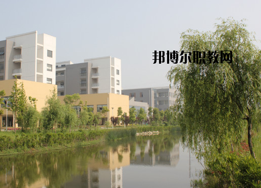 蕪湖師范學(xué)校2020年報(bào)名條件、招生要求、招生對(duì)象