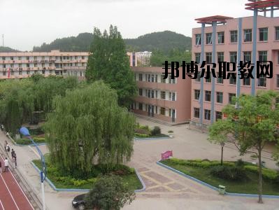 遂寧職業(yè)技術(shù)學(xué)校2020年報(bào)名條件、招生要求、招生對象