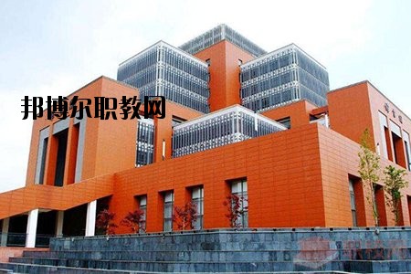 綿竹職業(yè)中專學校2020年報名條件、招生要求、招生對象