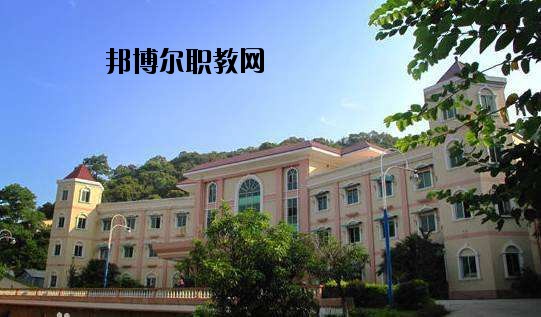 許昌技術經(jīng)濟學校2021年報名條件、招生要求、招生對象