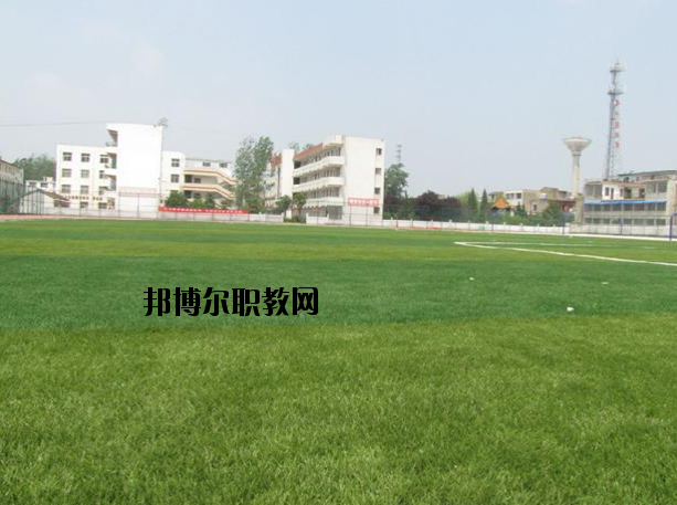 阜陽經(jīng)貿(mào)旅游學(xué)校2020年報名條件、招生要求、招生對象