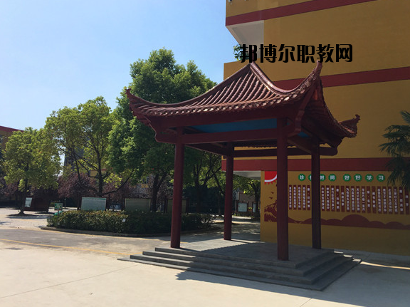 潁上信息工程學(xué)校怎么樣、好不好