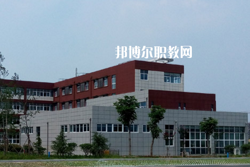 天長工業(yè)學(xué)校2020年報(bào)名條件、招生要求、招生對象