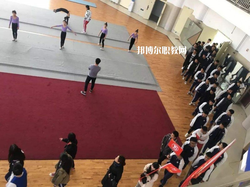 濮陽(yáng)雜技藝術(shù)學(xué)校2021年學(xué)費(fèi)、收費(fèi)多少