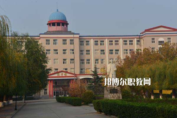 南陽(yáng)廣播電視中等專(zhuān)業(yè)學(xué)校2021年報(bào)名條件、招生要求、招生對(duì)象