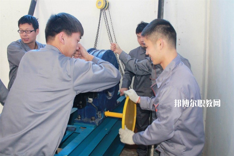 鄭州廣志職業(yè)技術(shù)中等專業(yè)學(xué)校2021年學(xué)費(fèi)、收費(fèi)多少