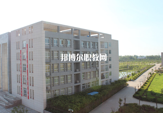安徽六安技師學(xué)院2020年報名條件、招生要求、招生對象