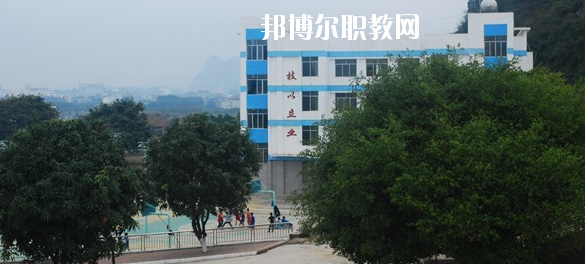 扶綏縣職業(yè)技術學校怎么樣、好不好