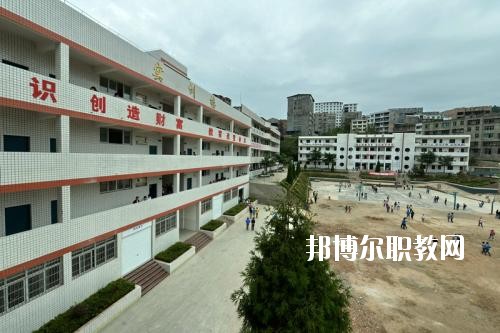 平昌縣職業(yè)中學(xué)2020年報(bào)名條件、招生要求、招生對(duì)象