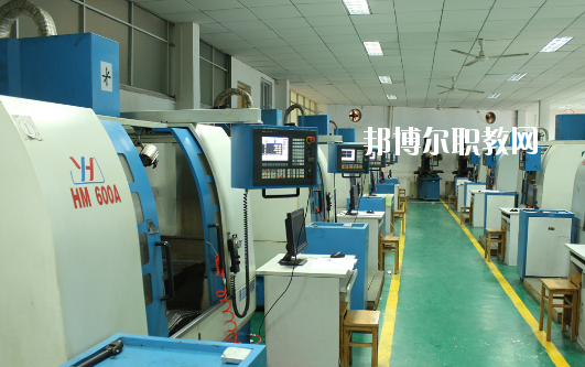 廣東省理工職業(yè)技術(shù)學(xué)校2020年學(xué)費(fèi)、收費(fèi)多少