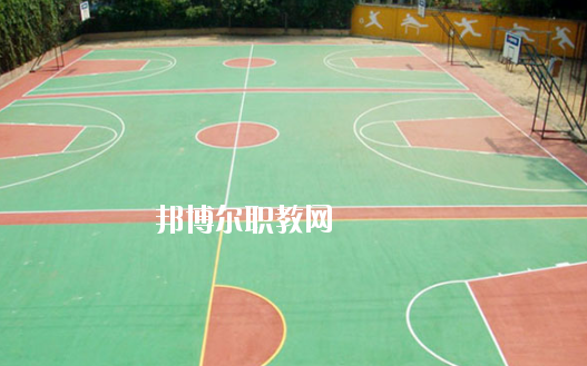 廣州市穗華職業(yè)技術(shù)學(xué)校2020年報名條件、招生要求、招生對象