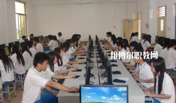 惠州惠陽區(qū)職業(yè)技術(shù)學(xué)校2020年報(bào)名條件、招生要求、招生對(duì)象