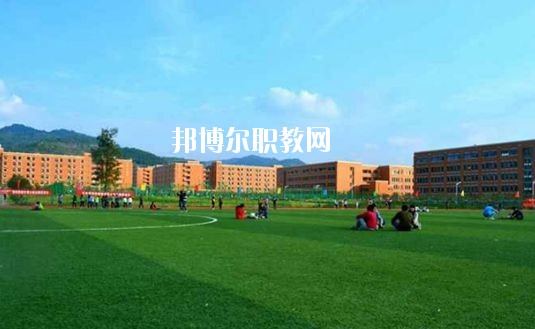 漯河市第二中等專業(yè)學校2021年報名條件、招生要求、招生對象