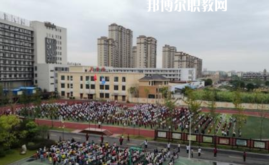 和縣機(jī)電工程學(xué)校2020年報(bào)名條件、招生要求、招生對(duì)象 
