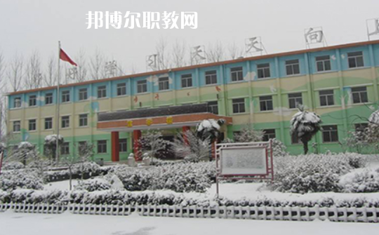 淮北市烈山區(qū)中等專業(yè)學(xué)校2020年報名條件、招生要求、招生對象
