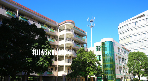東莞經(jīng)濟(jì)貿(mào)易學(xué)校2020年學(xué)費(fèi)、收費(fèi)多少