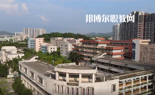 鶴山職業(yè)技術(shù)學(xué)校2021年學(xué)費(fèi)、收費(fèi)多少