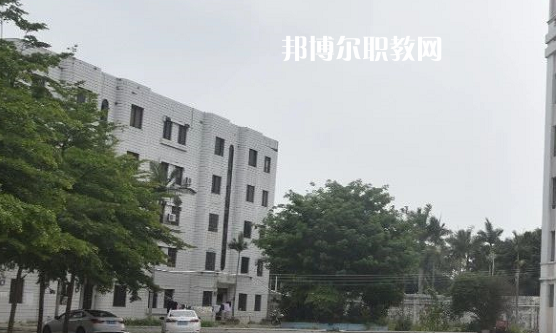 吳川職業(yè)高級(jí)中學(xué)怎么樣、好不好