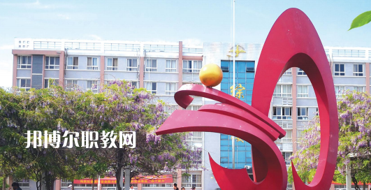 定遠(yuǎn)化工學(xué)校怎么樣、好不好
