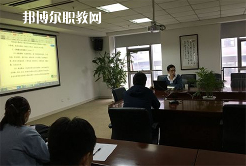昆山花橋國際商務(wù)城中等專業(yè)學校2021年招生辦聯(lián)系電話