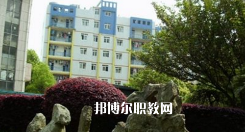 都勻市中等職業(yè)技術(shù)學(xué)校2021年報(bào)名條件、招生要求、招生對(duì)象