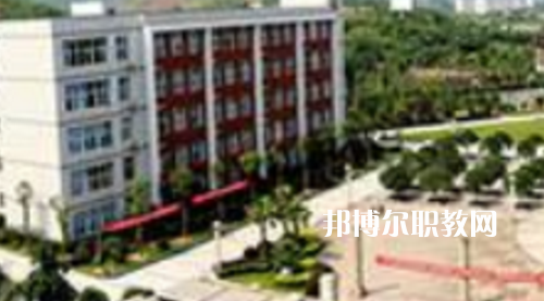 務(wù)川中等職業(yè)學(xué)校2021年報(bào)名條件、招生要求、招生對(duì)象