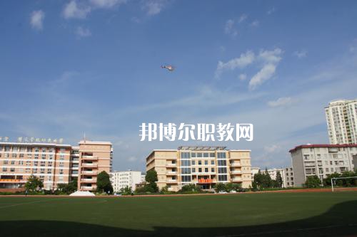 曲靖麒麟職業(yè)技術(shù)學(xué)校2021年報(bào)名條件、招生要求、招生對(duì)象