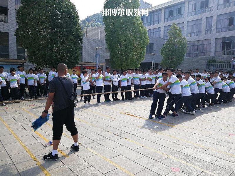 臨滄財貿(mào)學校2021年報名條件、招生要求、招生對象