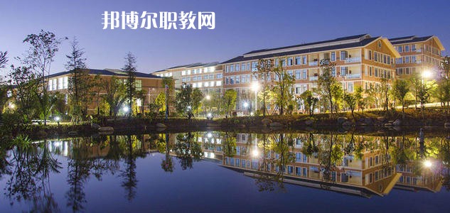保山中醫(yī)藥高等?？茖W(xué)校2021年招生辦聯(lián)系電話